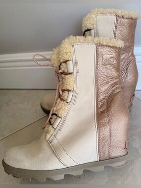 Sorel Women's Cream and Tan Shearling Lace-Up Wedge Boots